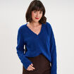 Pull col V ajour&eacute; manches longues bleu roi femme