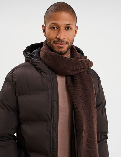 &Eacute;charpe tricot&eacute;e marron fonc&eacute; homme