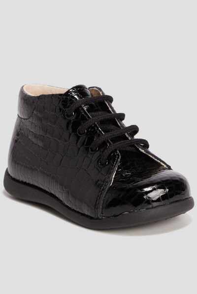 Chaussures vernies en cuir noir bébé fille