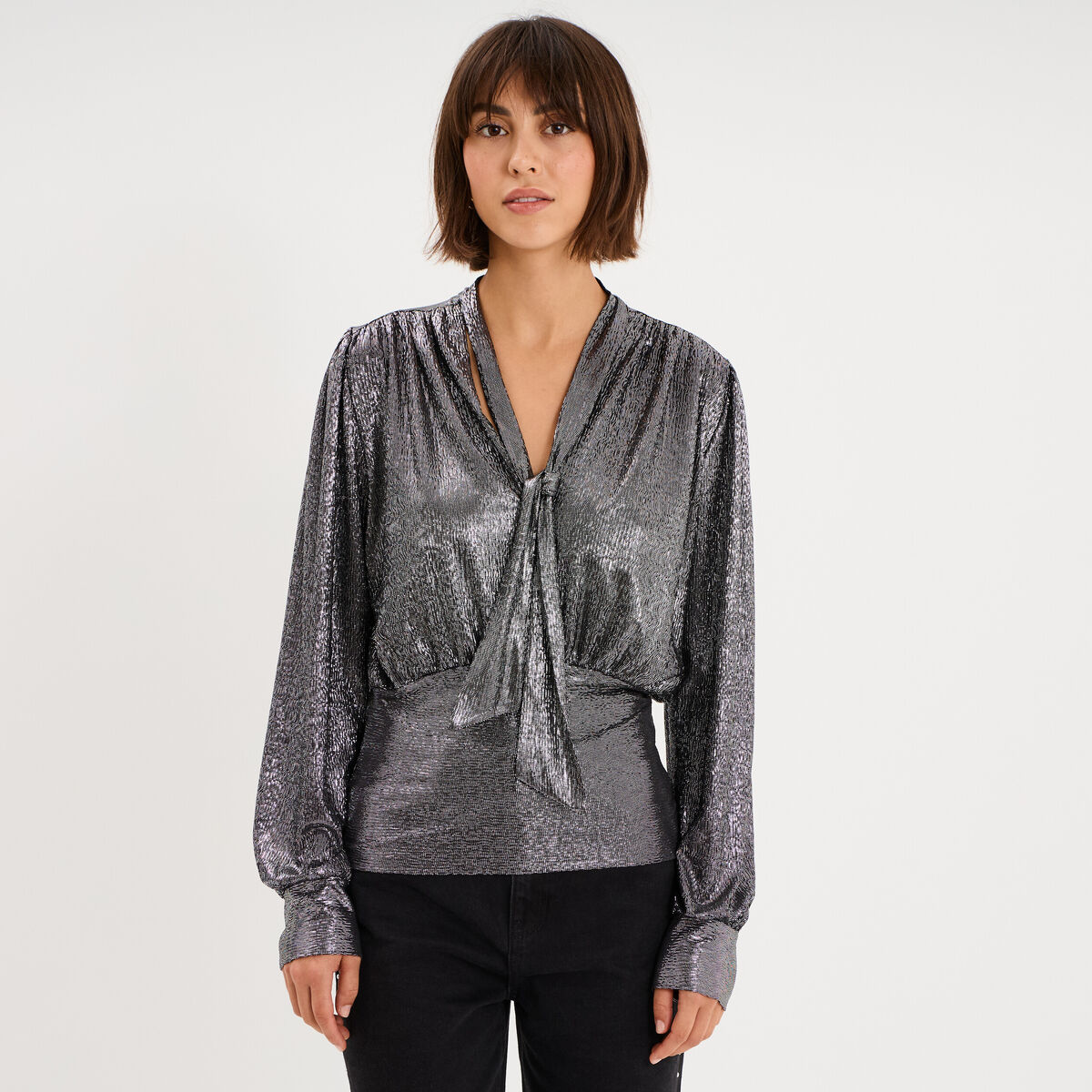 Blouse ajust&eacute;e col lavalli&egrave;re gris argent femme