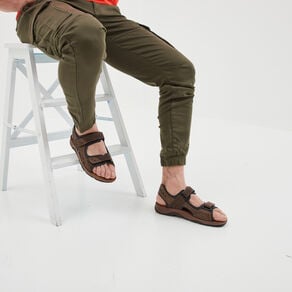 sandales a scratchs marron homme Sandales à scratchs marron homme