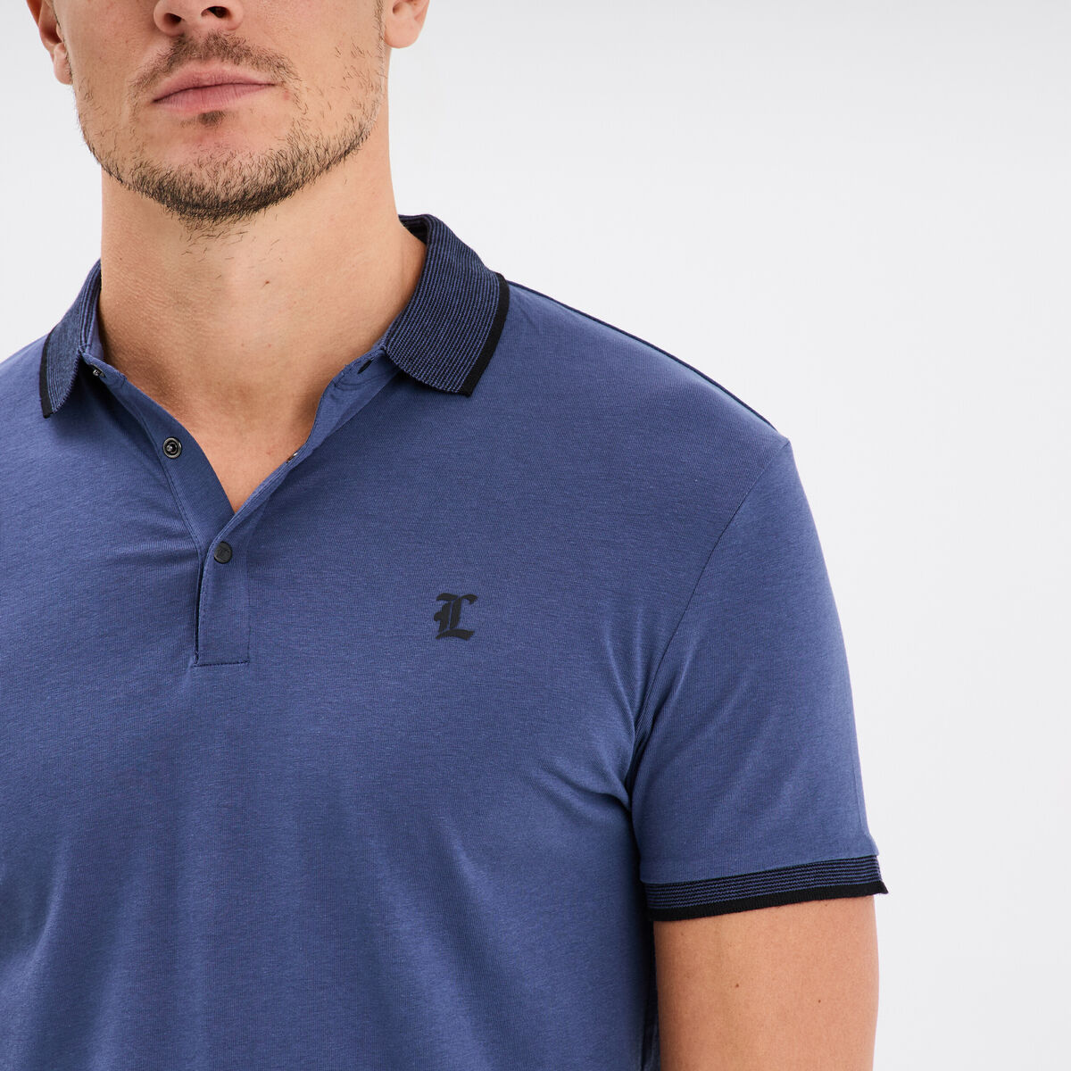 Polo coton stretch droit manches courtes bleu fonc&eacute; homme