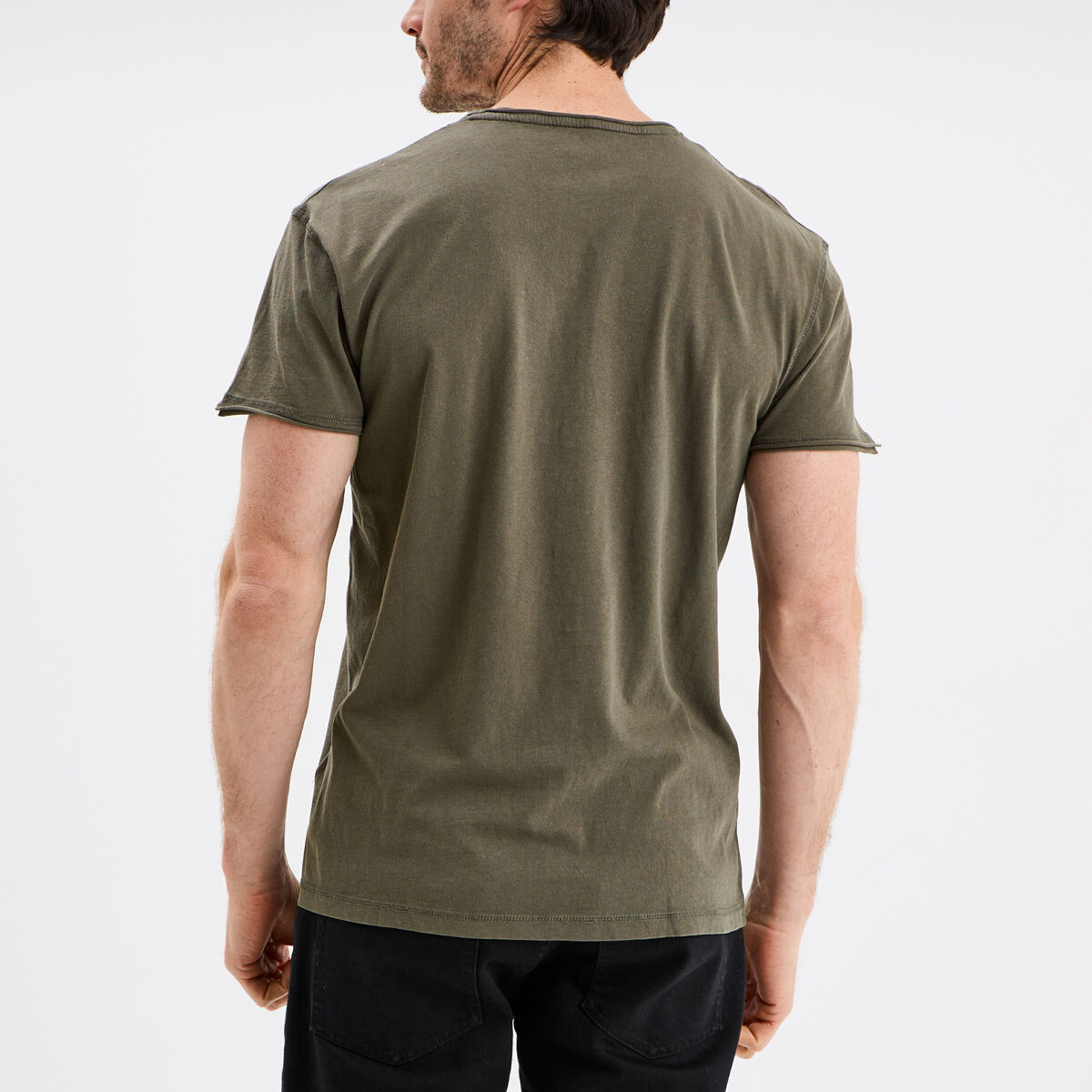 T-shirt manches courtes coton d&eacute;lav&eacute; vert kaki homme