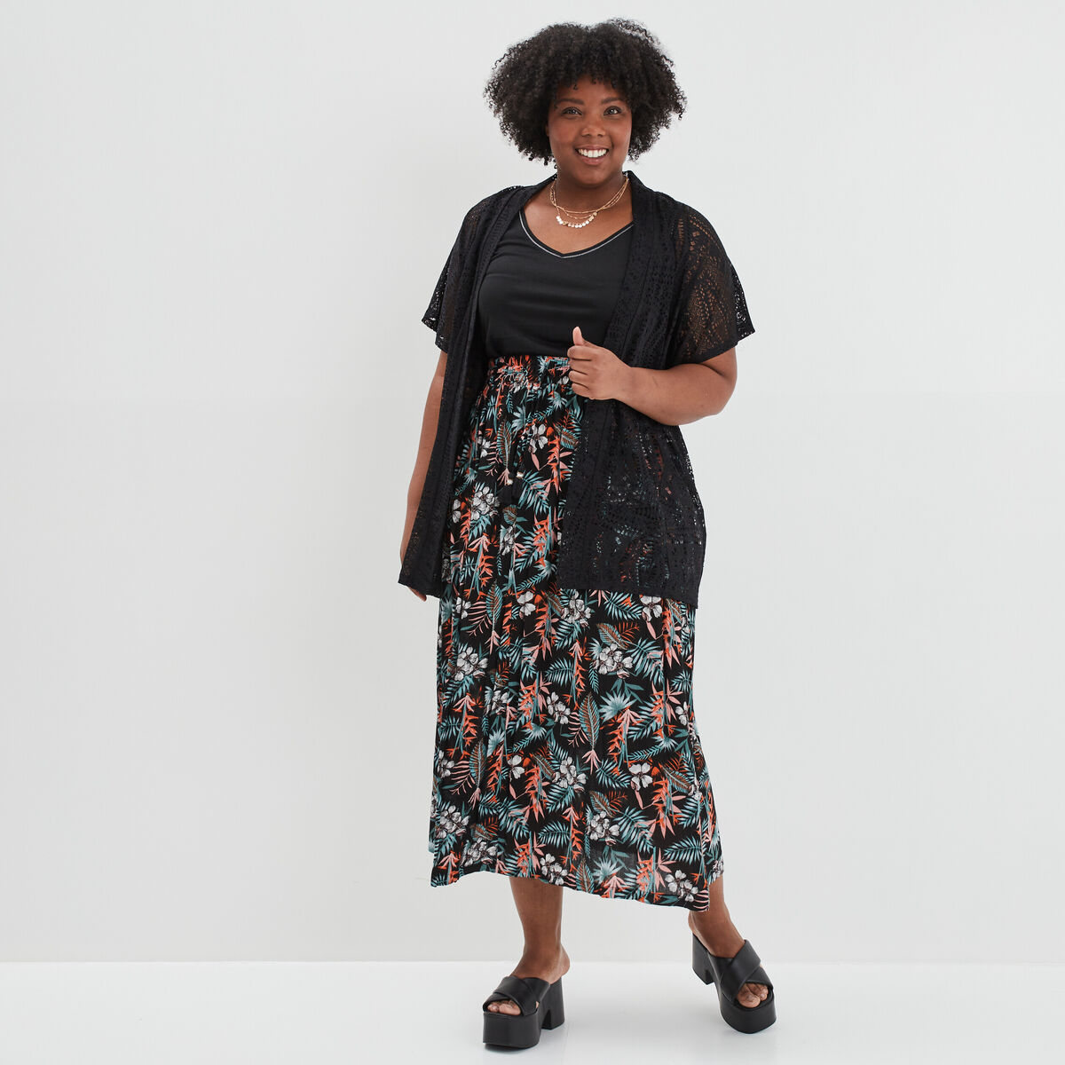Gilet manches courtes ajouré noir femme grande taille