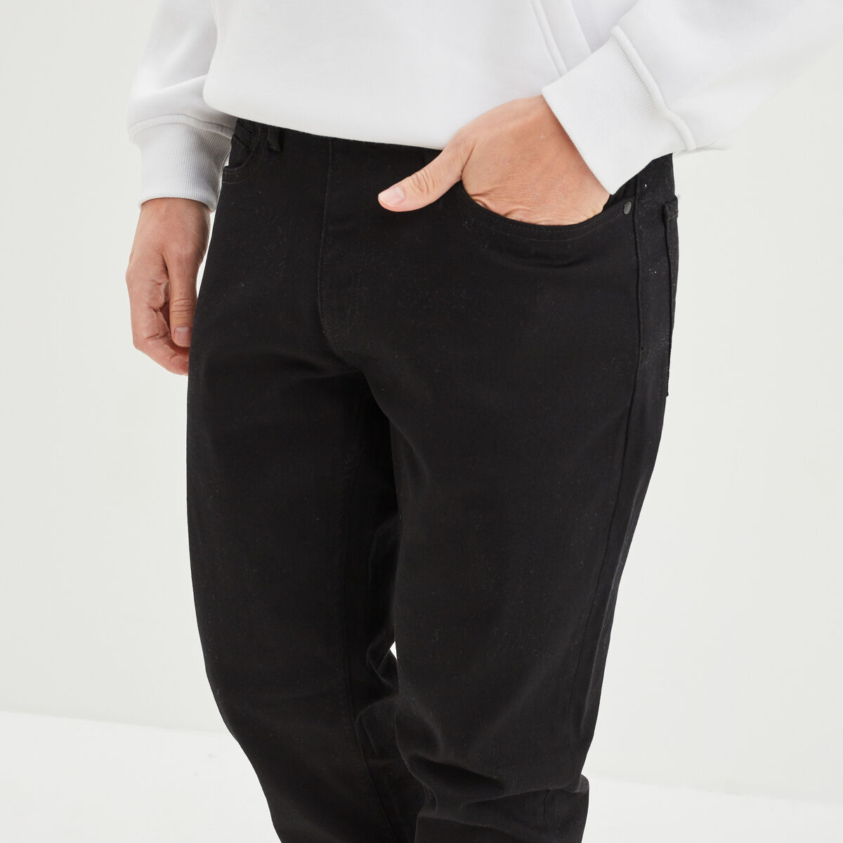 Jeans straight avec 5 poches denim noir homme