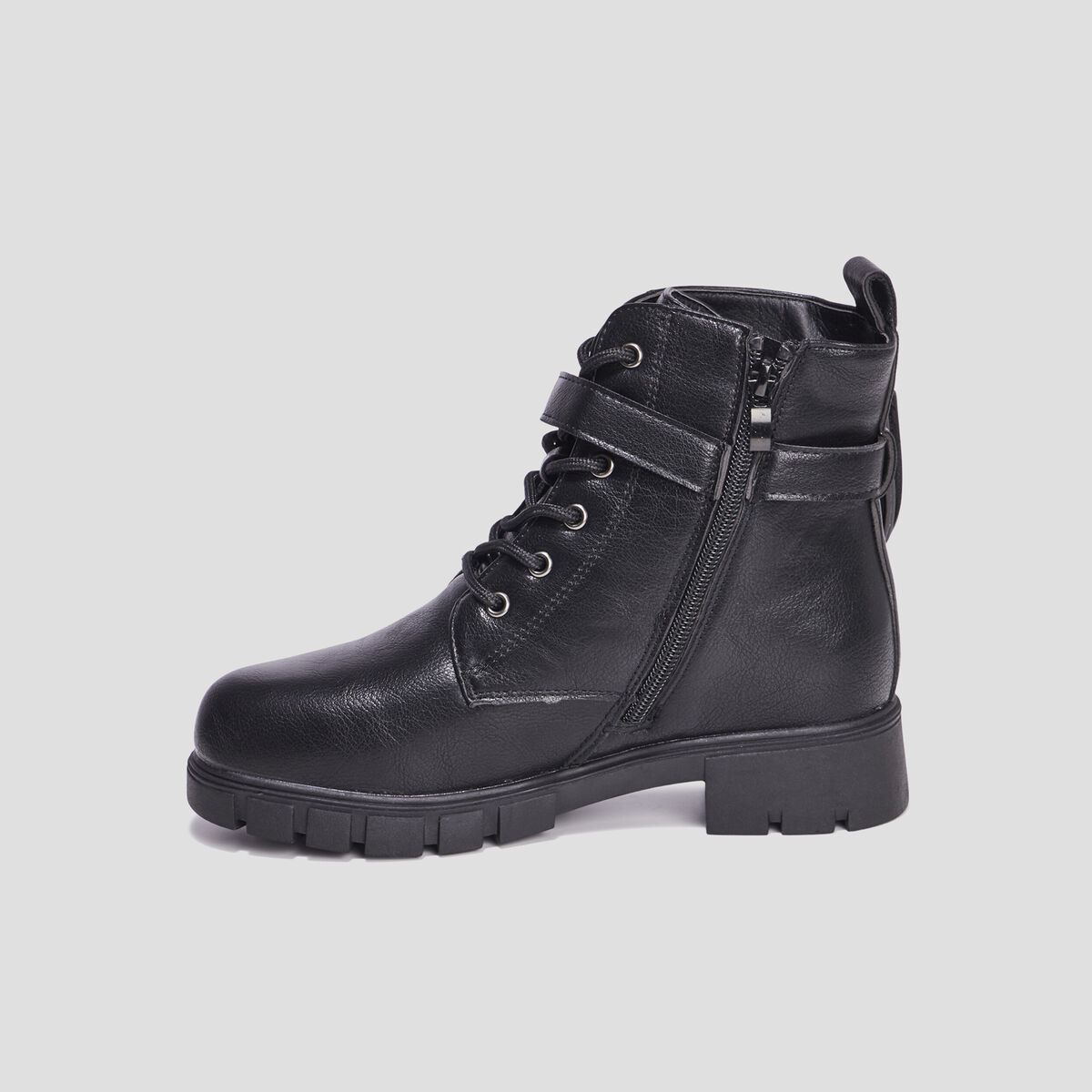 Bottines crantées avec pochettes noir fille