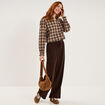 Pantalon large effet velours c&ocirc;tel&eacute; marron fonc&eacute; femme