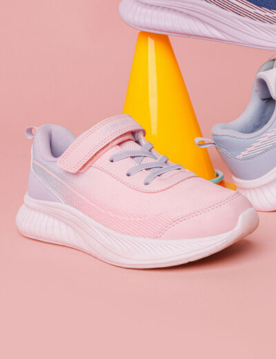 Baskets running à scratchs rose fille