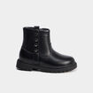 Bottines crantées avec clous coeurs noir fille