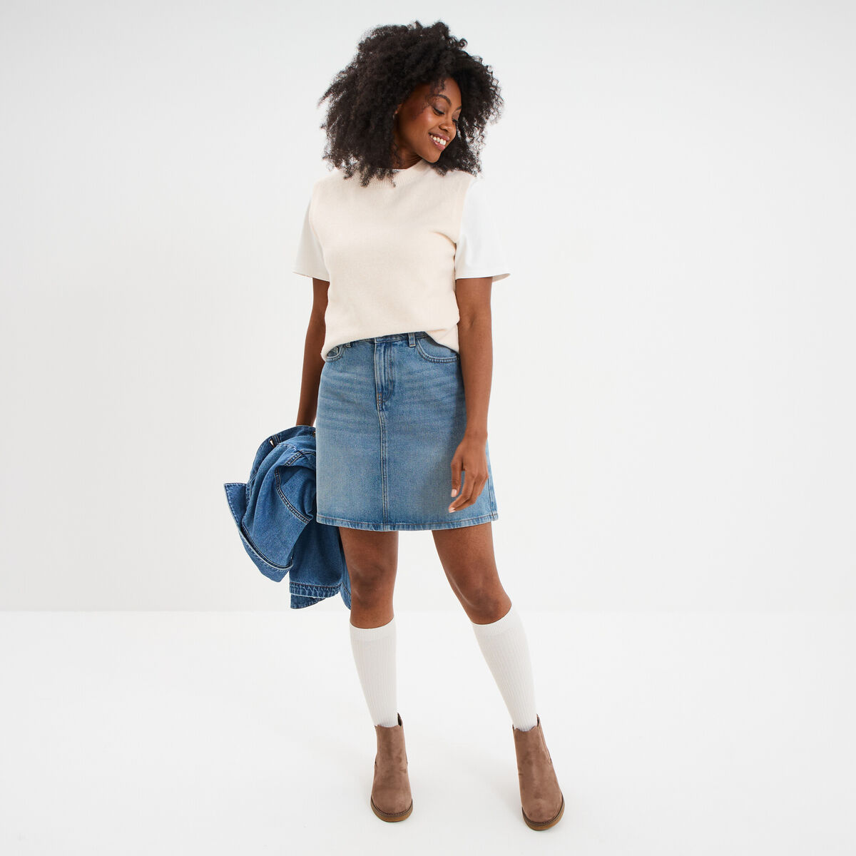 Pull sans manches col rond beige femme