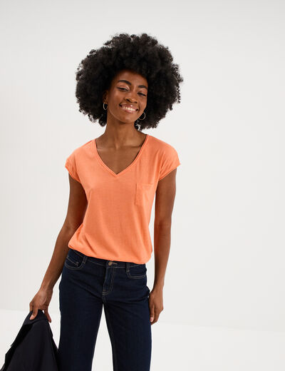 T-shirt col v poche poitrine orange corail femme