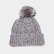 Bonnet &agrave; torsades et pompon gris fonc&eacute; femme