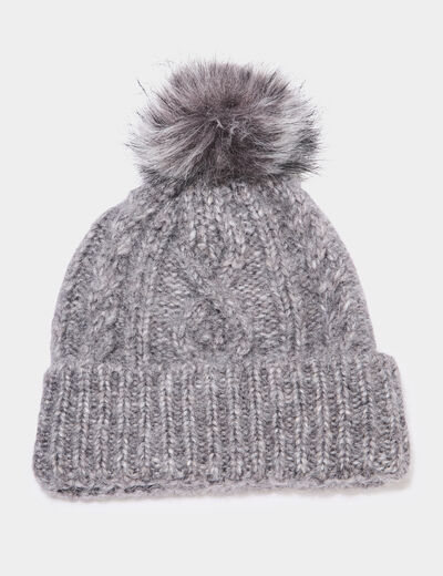Bonnet &agrave; torsades et pompon gris fonc&eacute; femme
