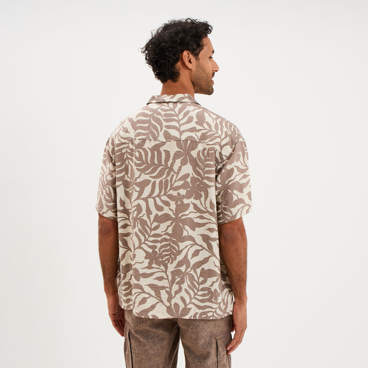Chemise l&eacute;g&egrave;re textur&eacute;e manches courtes beige homme