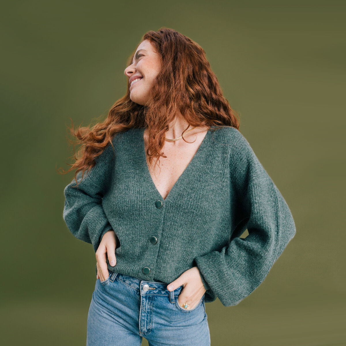 Gilet boutonné col en V vert femme