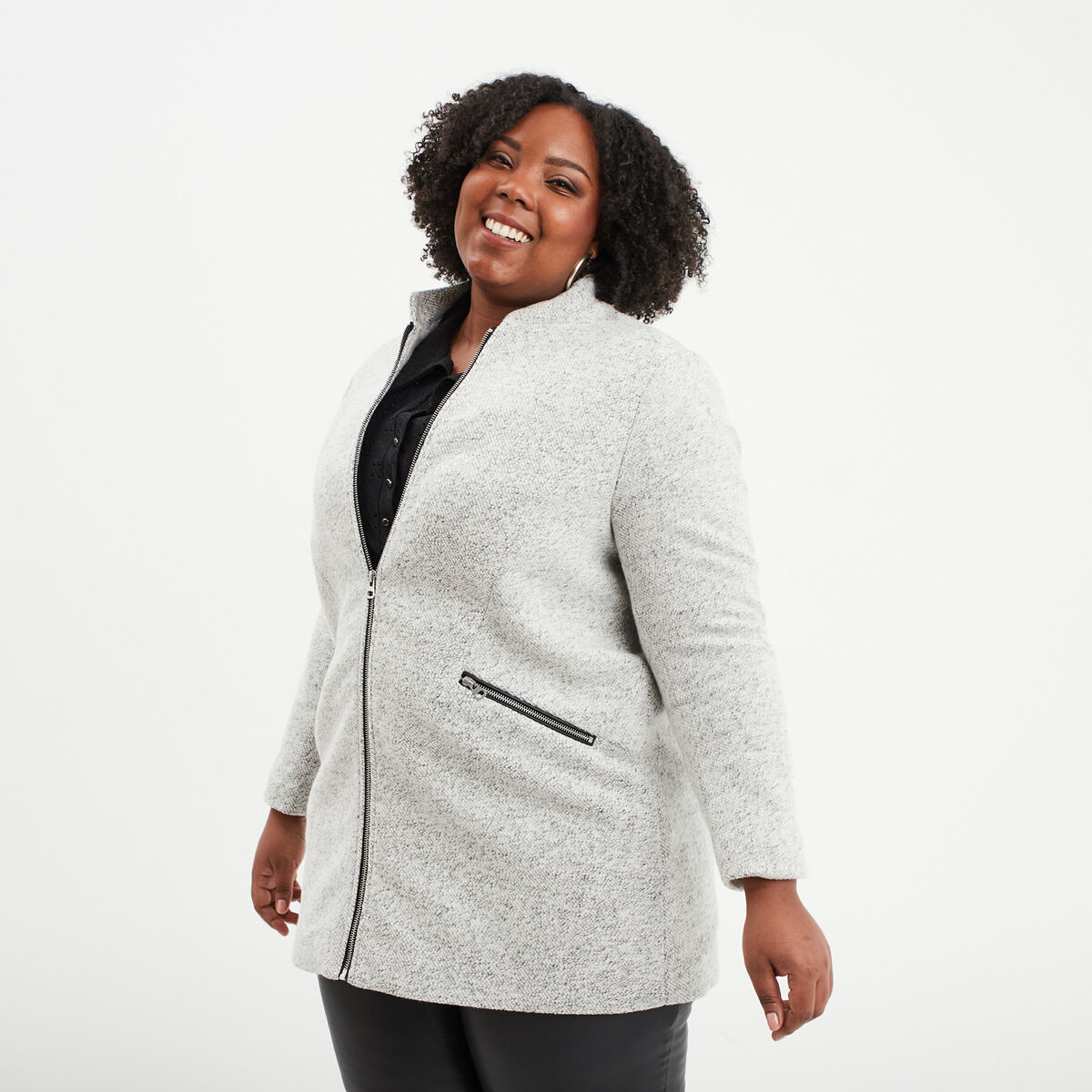 Manteau mi-long droit zippé col mao gris clair femme grande taille