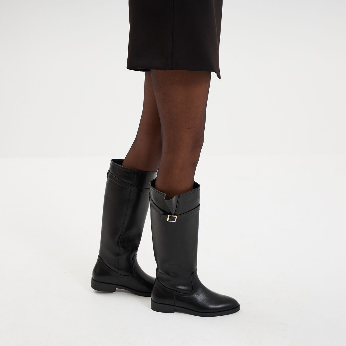 Bottes hautes avec boucles noir femme