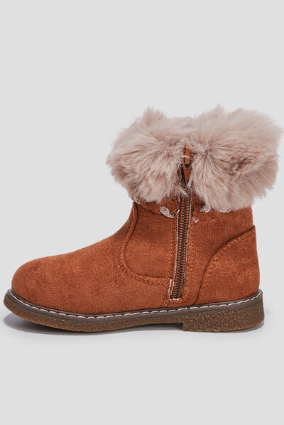 Bottines à détails fourrures camel fille