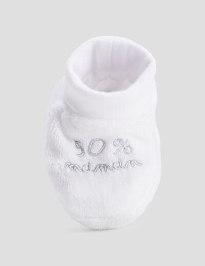 Chaussons effet velours blanc b&eacute;b&eacute;