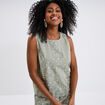 Blouse broderie anglaise sans manches vert clair femme