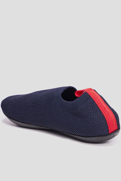 Chaussons avec perforations bleu marine garçon
