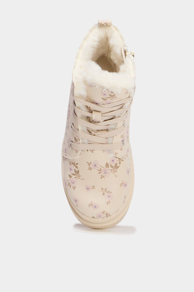 Boots fourr&eacute;es et crant&eacute;es &agrave; lacets creme fille
