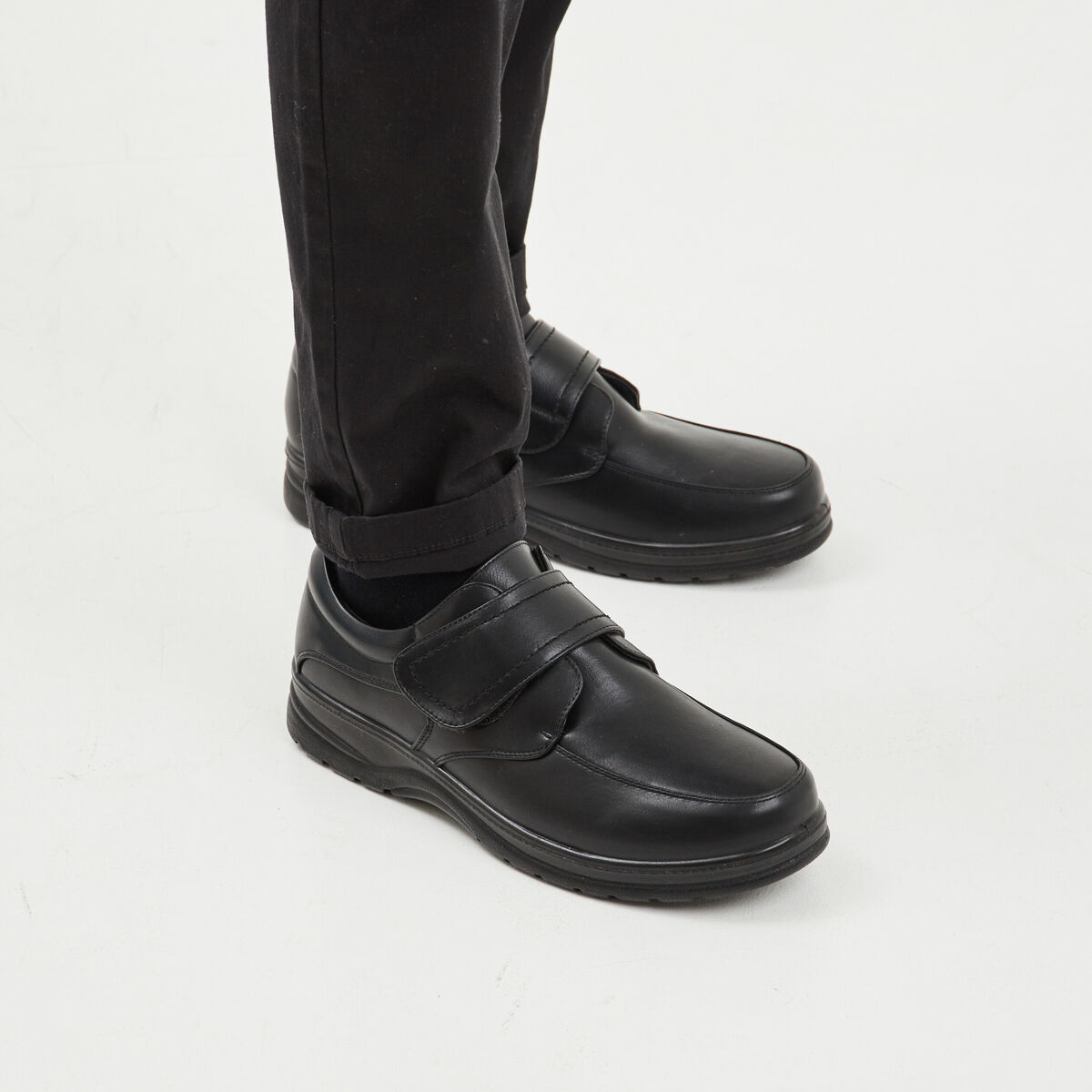 Derbies à scratch noir homme