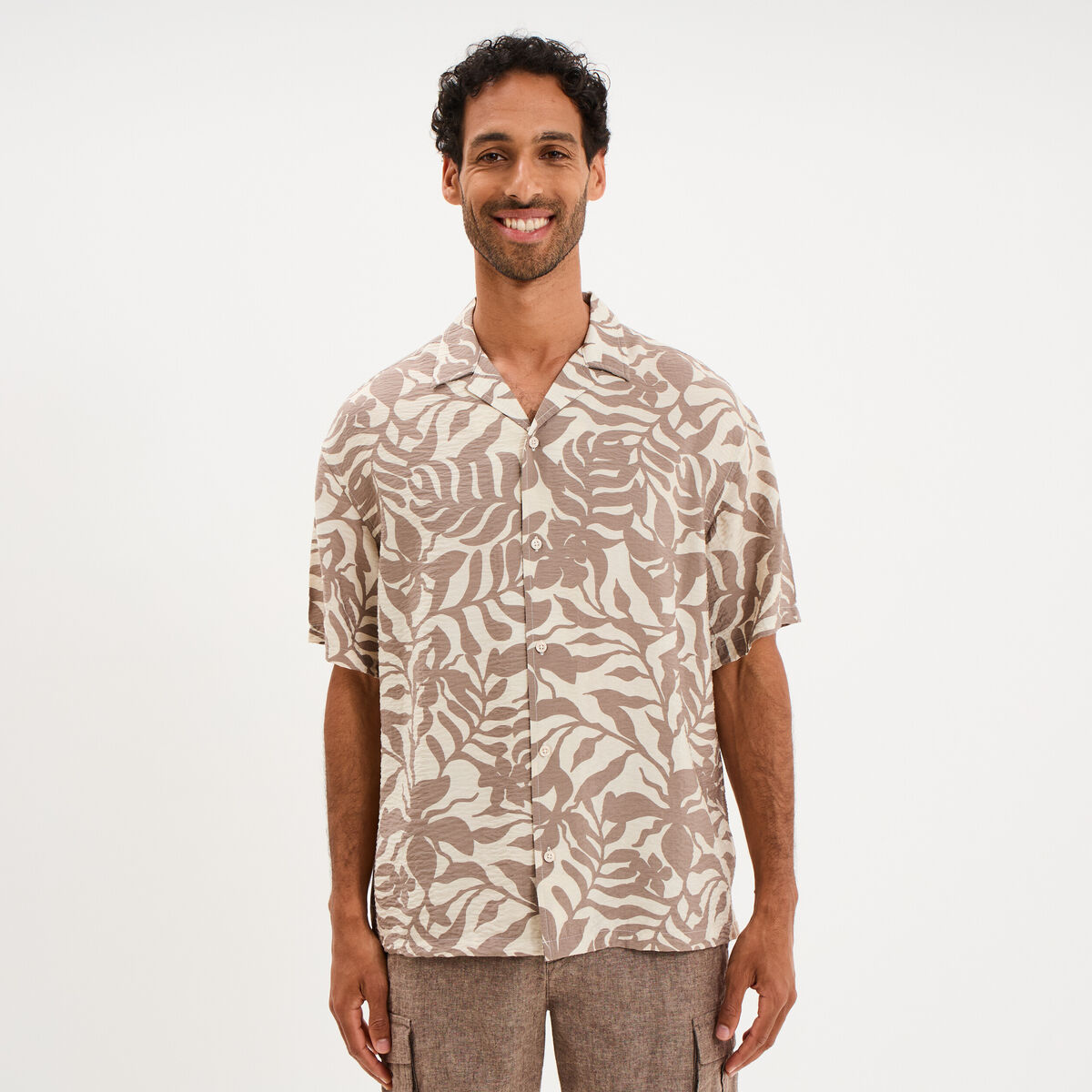 Chemise l&eacute;g&egrave;re textur&eacute;e manches courtes beige homme