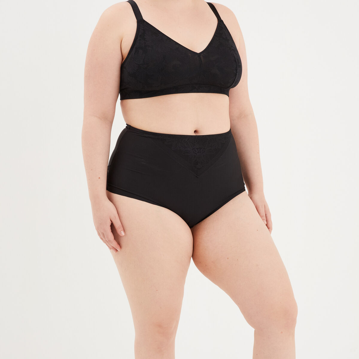 Culotte gainante noir femme grande taille
