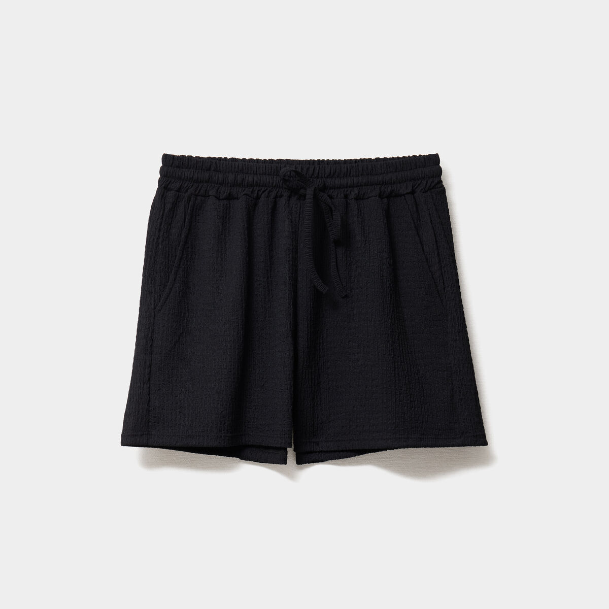 Short droit effet gauffré noir femme