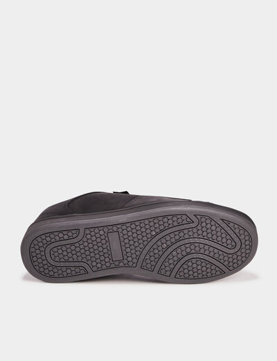Tennis à lacets bout rond noir homme