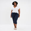 Pantacourt chino lin mélangé bleu foncé femme grande taille