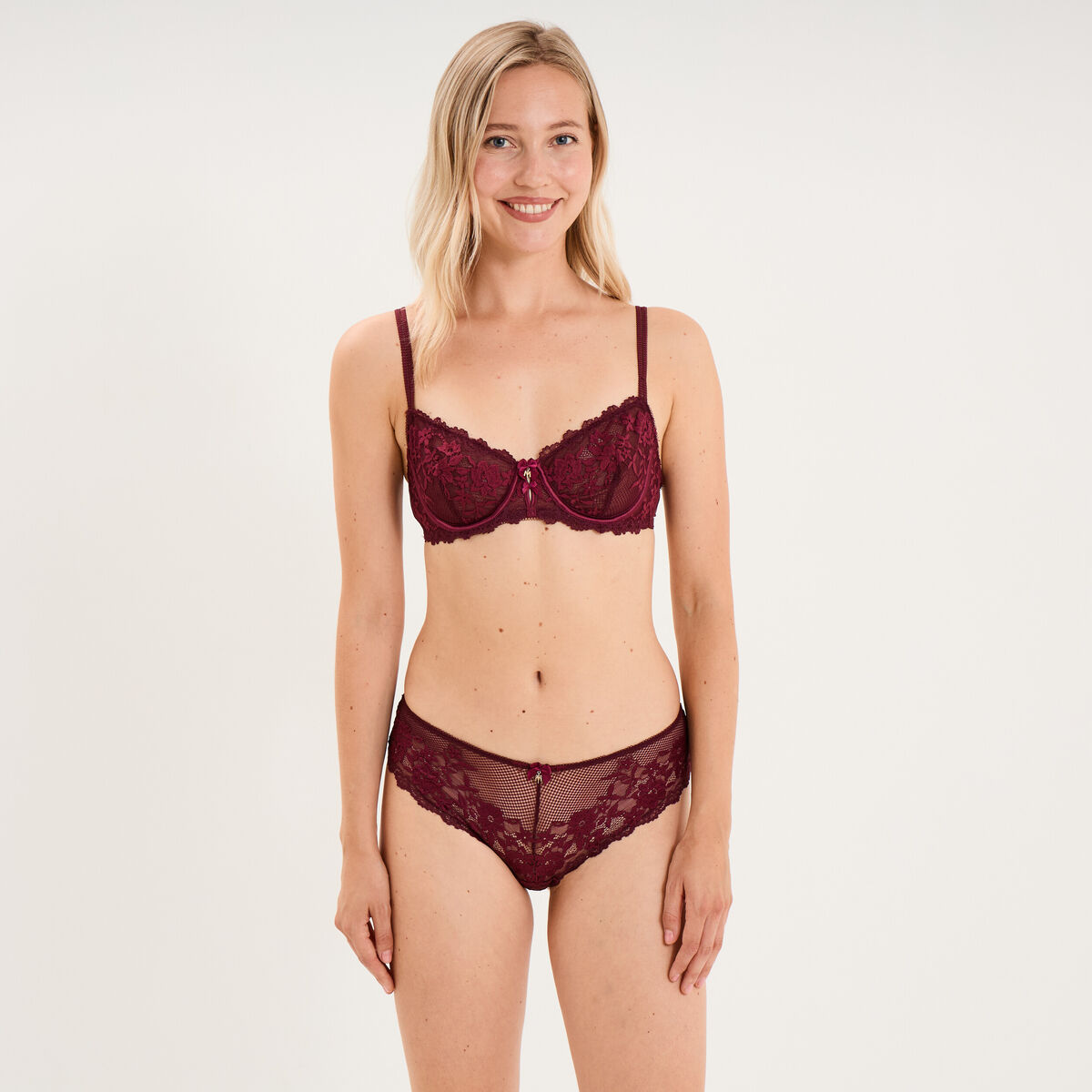 Soutien-gorge corbeille avec dentelle prune femme