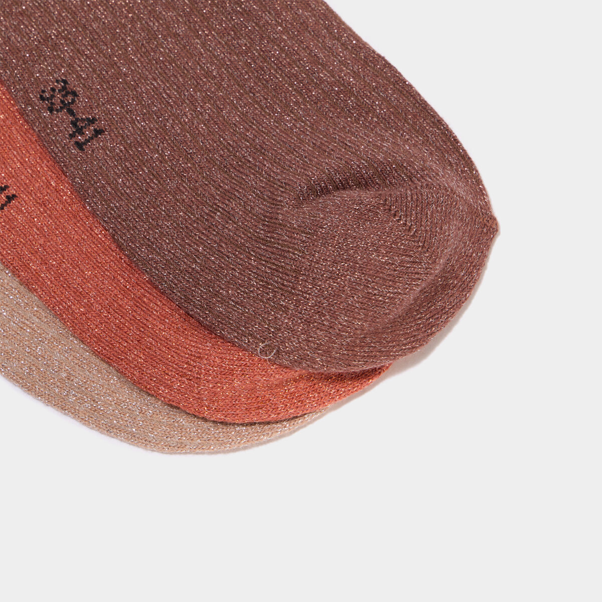 Lot 5 paires chaussettes c&ocirc;tel&eacute;es marron fonc&eacute; femme