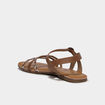 Sandales plates tr&eacute;ss&eacute;es en cuir marron femme