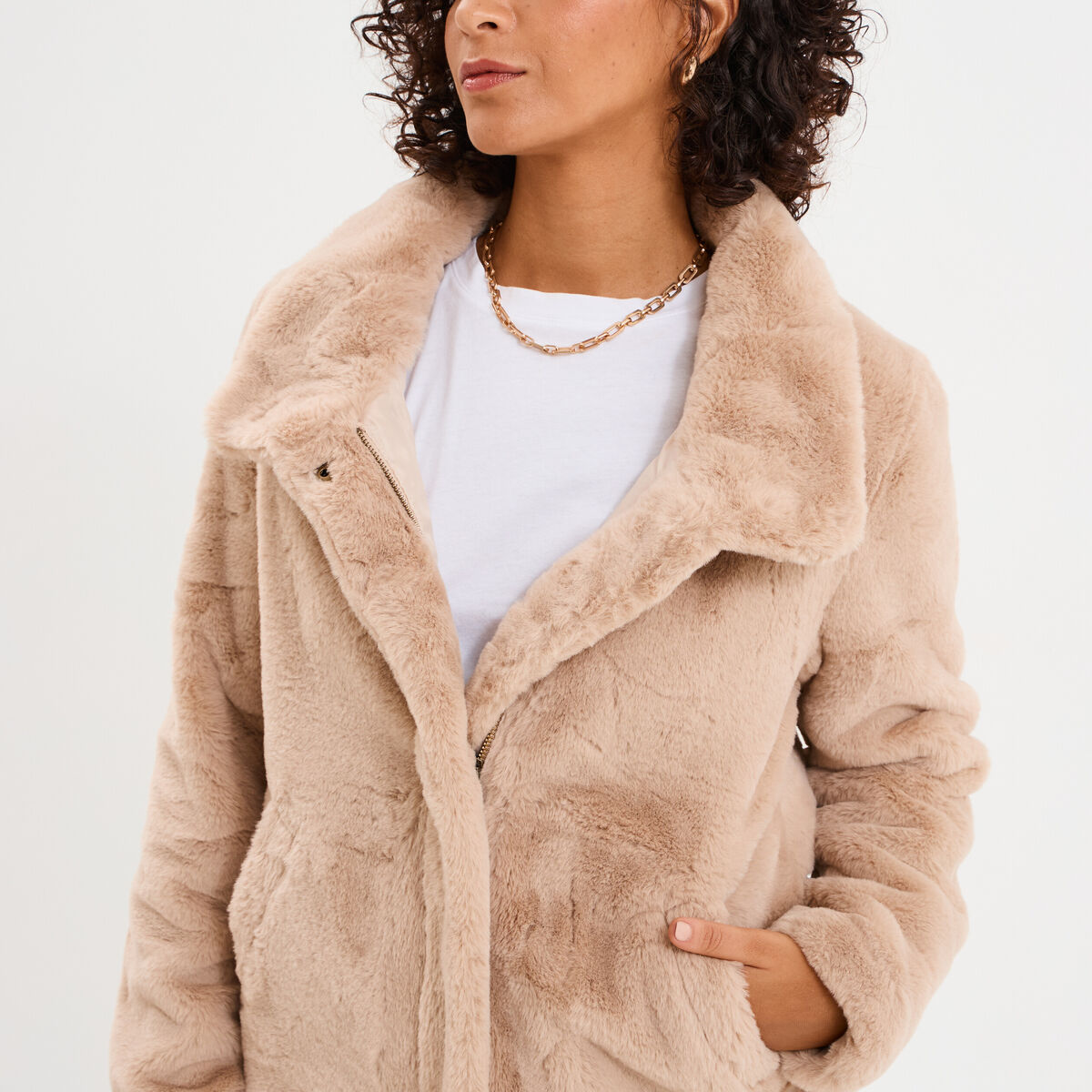 Veste fausse fourrure col montant beige femme