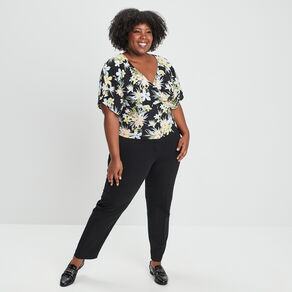 blouse manches courtes col cache coeur noir femmegt Blouse manches courtes col cache-coeur noir femme grande taille