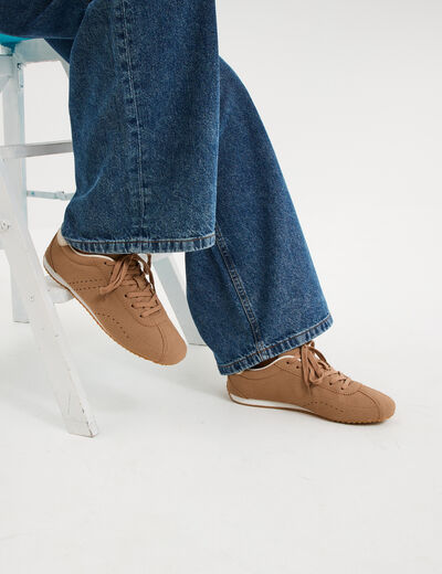 Baskets basses &agrave; lacets marron femme