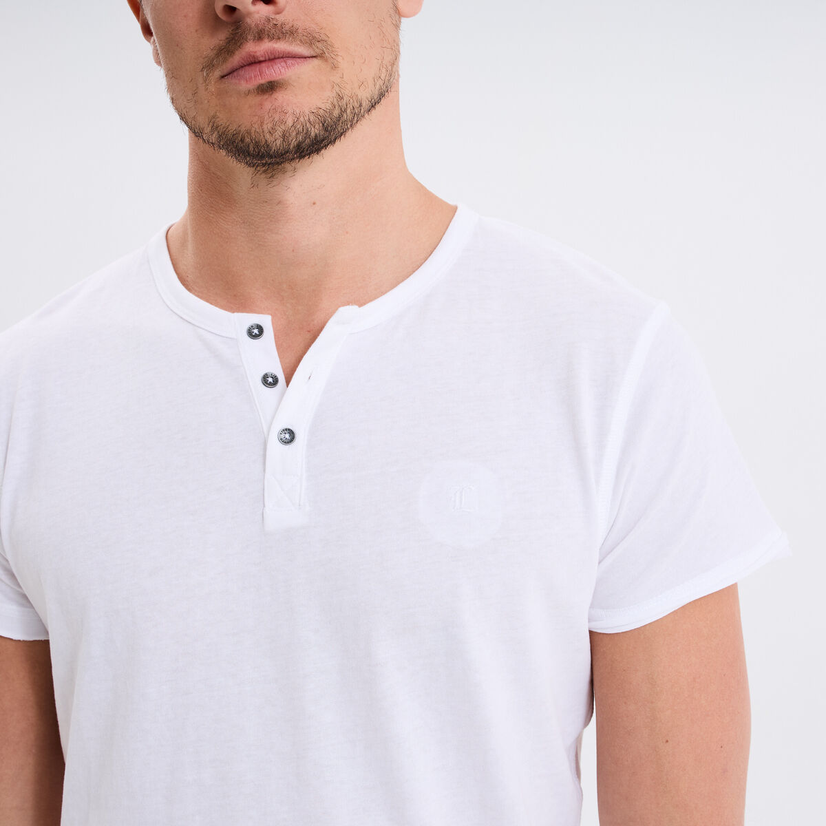 T-shirt col tunisien manches courtes blanc homme