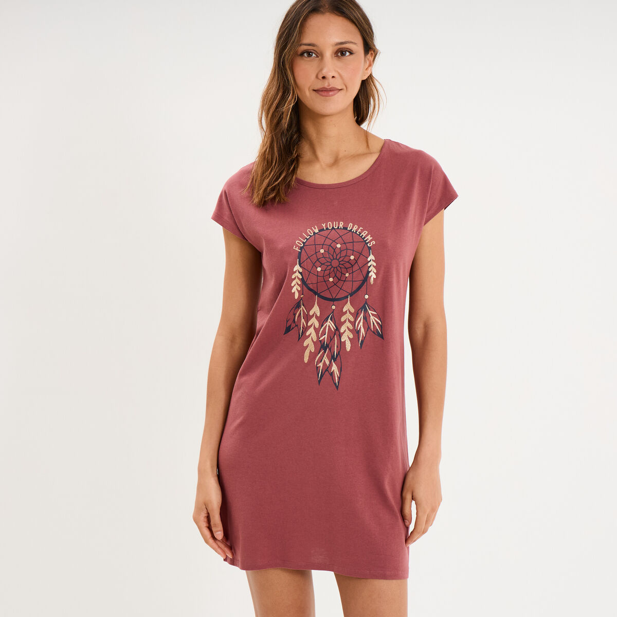 Chemise de nuit courte col rond rose framboise femme