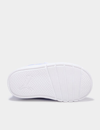 Tennis basses scratchs Puma Courtflex V3 bleu ciel b&eacute;b&eacute; fille