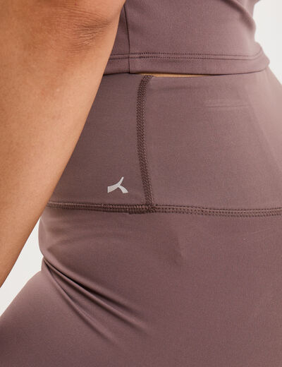 Short cycliste de sport taille haute mauve femme