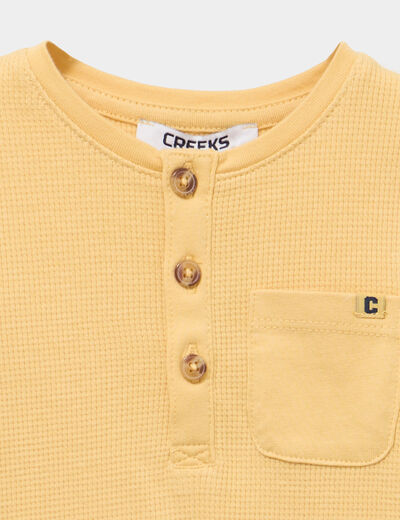 T-shirt col tunisien manches longues jaune b&eacute;b&eacute; gar&ccedil;on