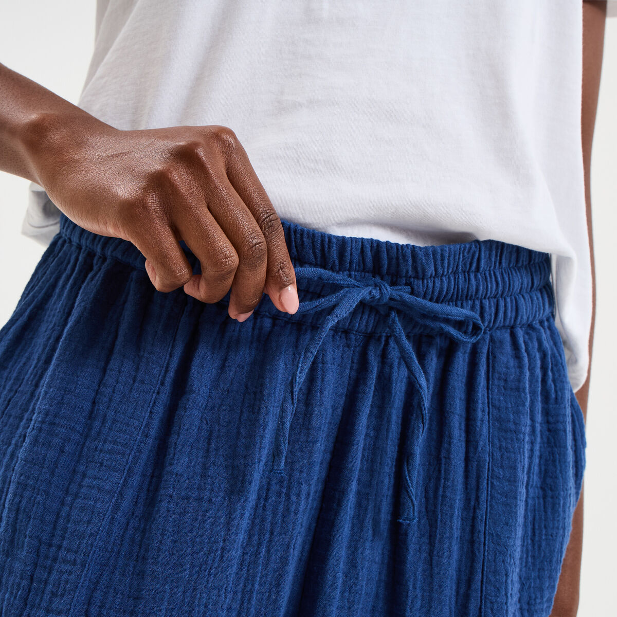Pantalon fluide &eacute;lastiqu&eacute; gaze de coton bleu marine femme