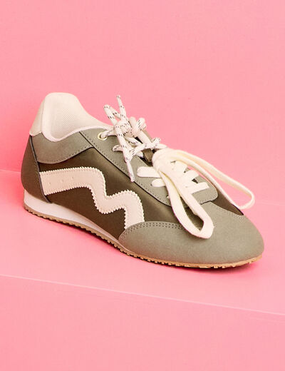 Baskets &agrave; lacets doubles semelle fine vert kaki femme