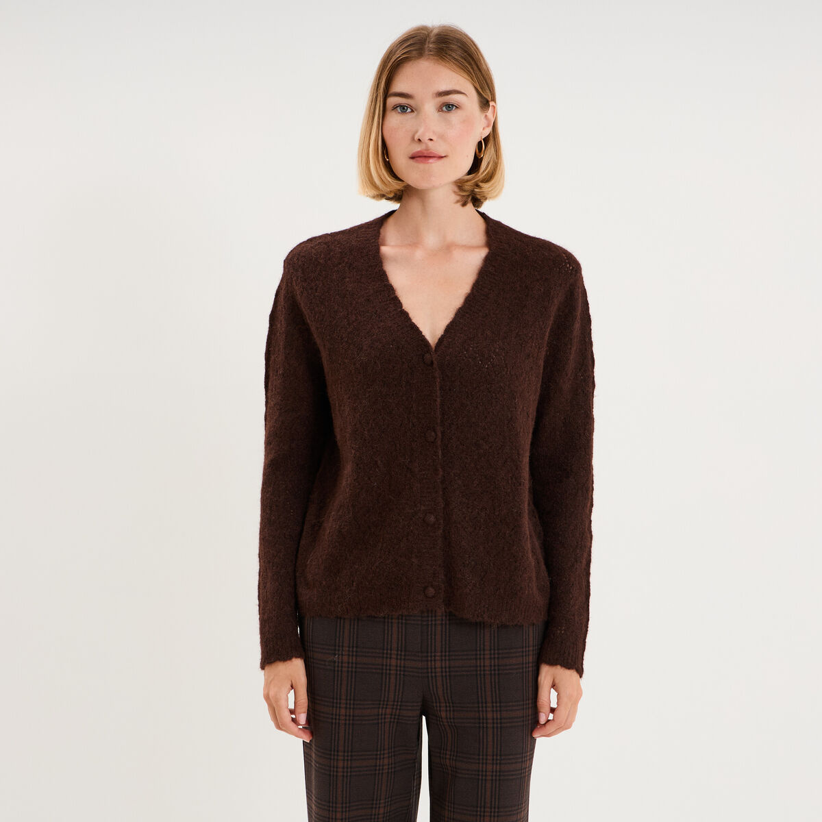 Gilet cardigan ajour&eacute; manches longues marron fonc&eacute; femme