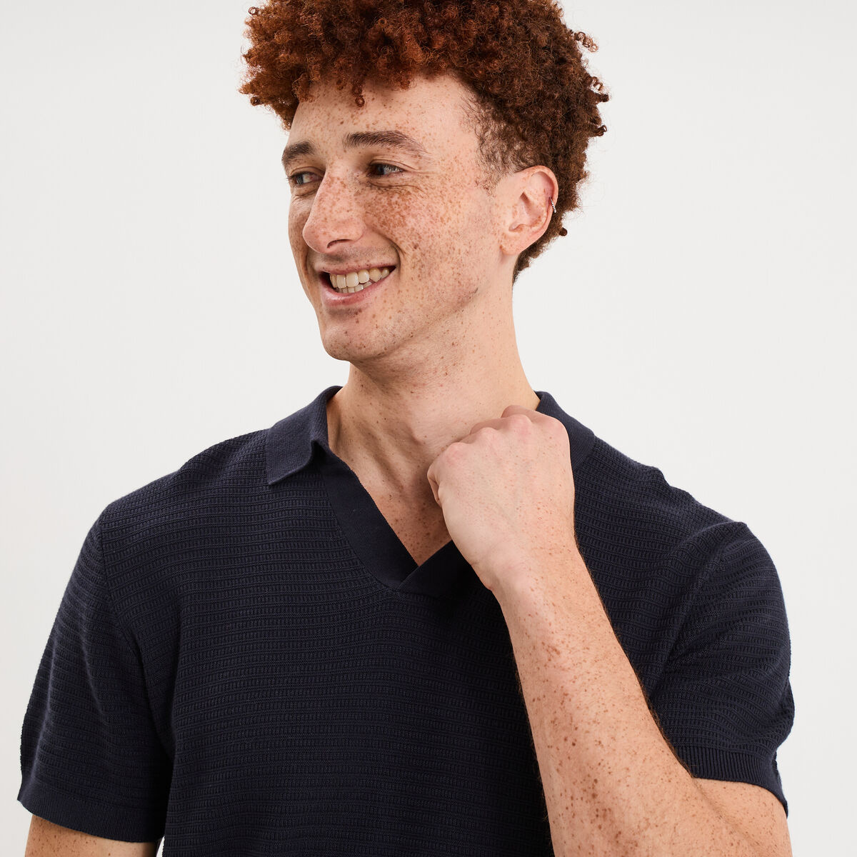 Polo manches courtes textur&eacute; coton bleu marine homme