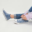 Tennis montantes en toile bout renforc&eacute; bleu fille