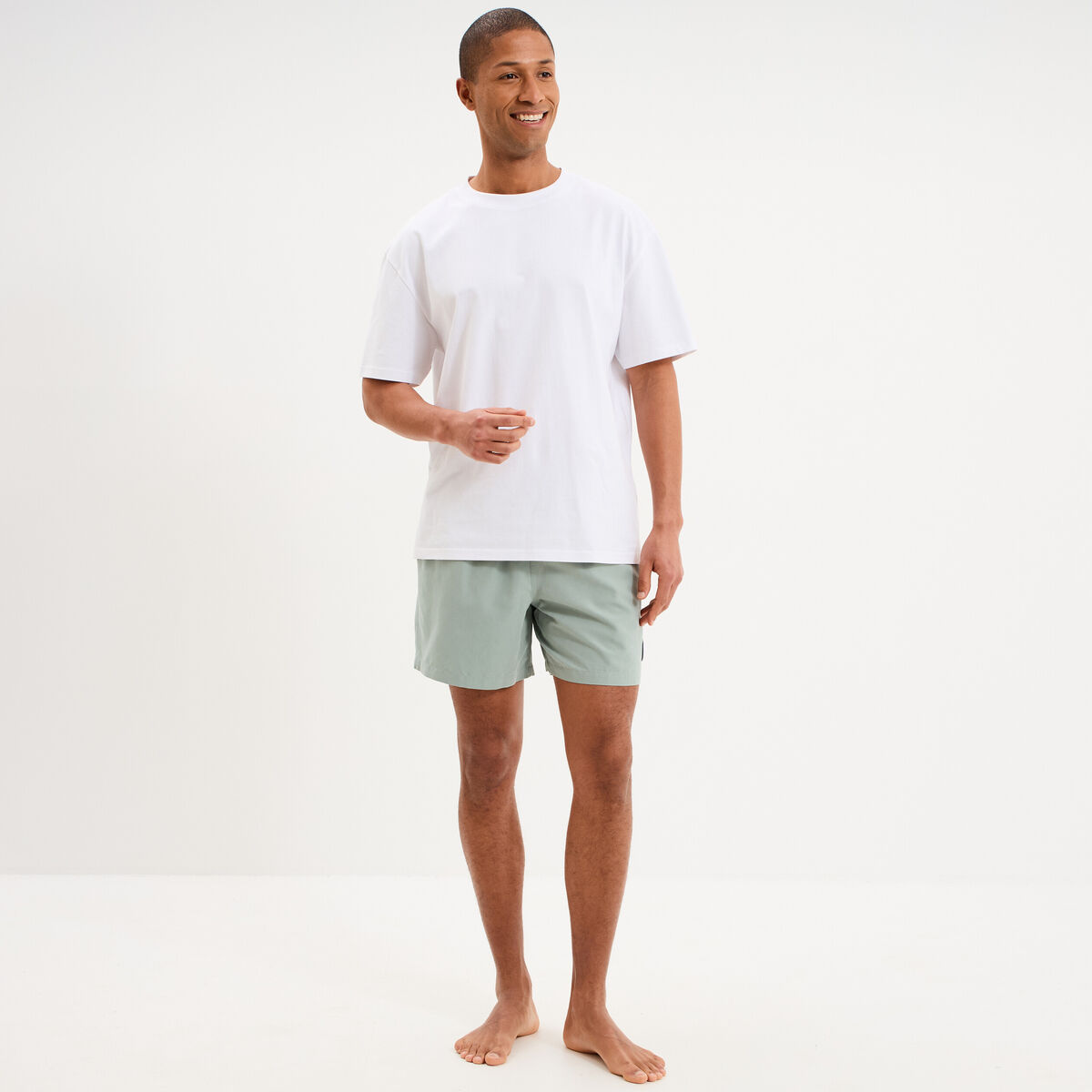Short de bain droit taille &eacute;lastiqu&eacute;e vert pastel homme