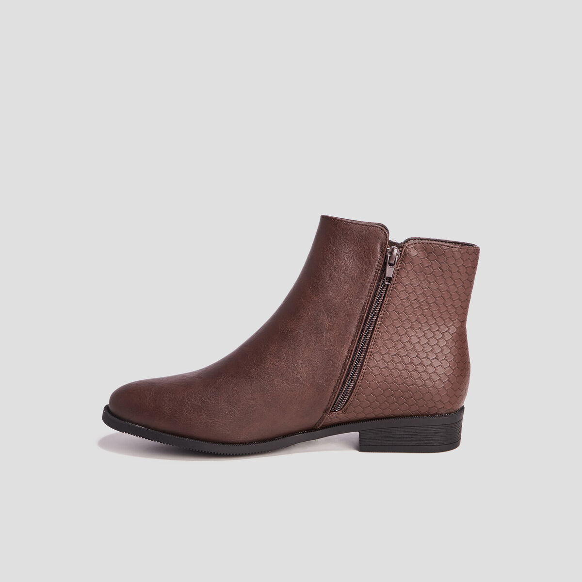 Bottines plates marron femme